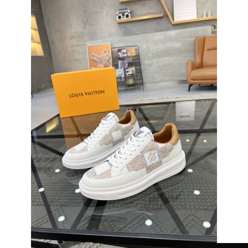 l**is V*t*n sneakers